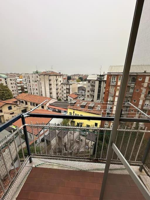 Bam House - Milano Romolo Apartment Bagian luar foto